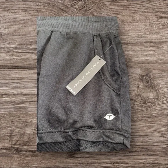 Tahari Sport, NWT Women’s Shorts - XL - Picture 4 of 4